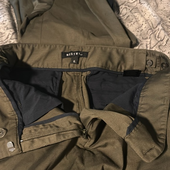 Matching Pants & Blazer Set - Picture 7 of 8